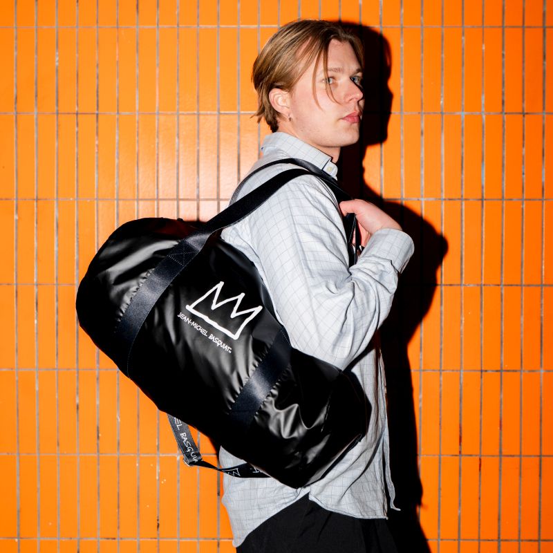 Museum Collection/ JEAN-MICHEL BASQUIAT/Crown Black Metallic Weekender /WE.JB.CR