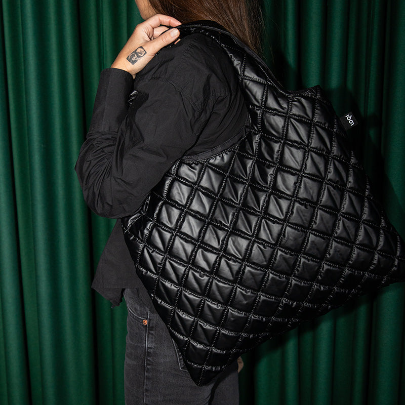 METALLIC Collection/ PUFFY / Metallic Black Medium Bag /MM.PB.M