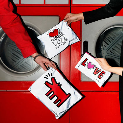 MUSEUM Collection/ KEITH HARING / Dog,Heart,Love  Reflective  Zip Pockets  /ZP.KH.LO