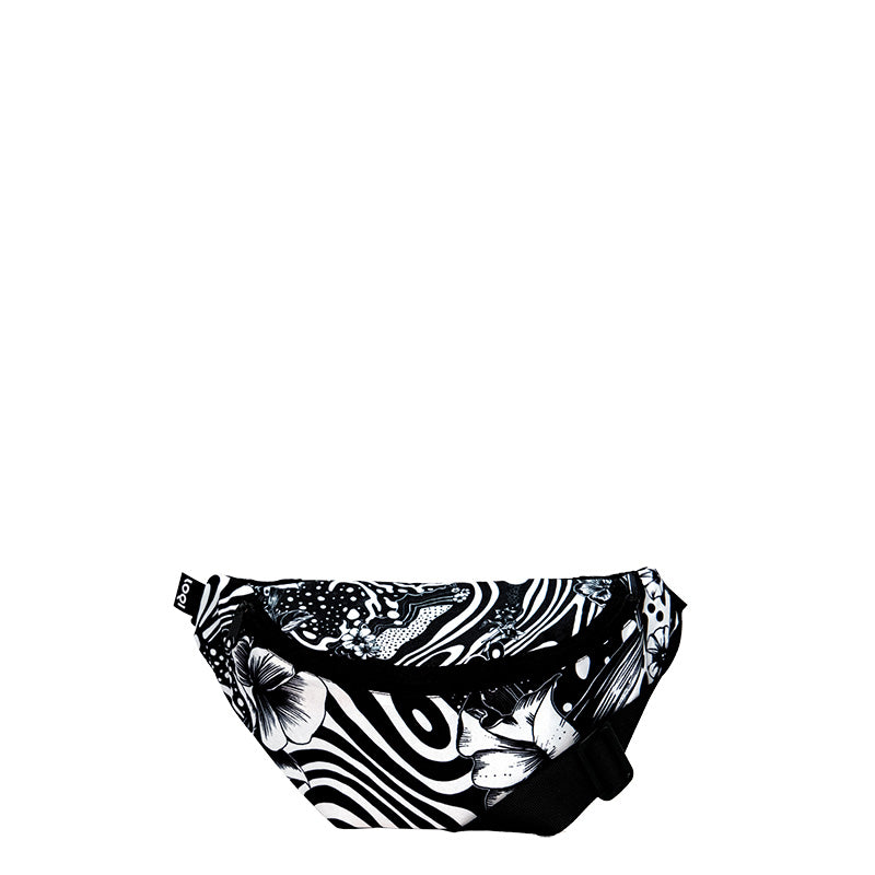 ARTIST  Collection/GEMMA O'BRIEN  /One of Kind /Recycled Bum Bag/BB.GO.OK